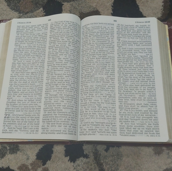 Holy Bible KJV King James Version Reference Edition Red Regency T. Nelson - Picture 11 of 12